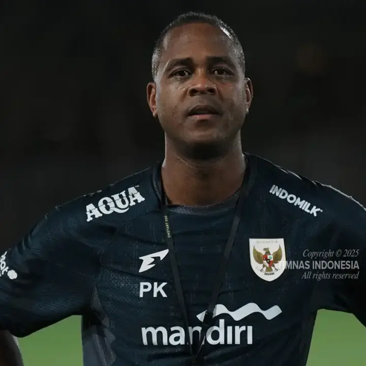 Kluivert Soroti Pemain Abroad yang Belum Gabung Latihan Timnas Indonesia di Jeddah