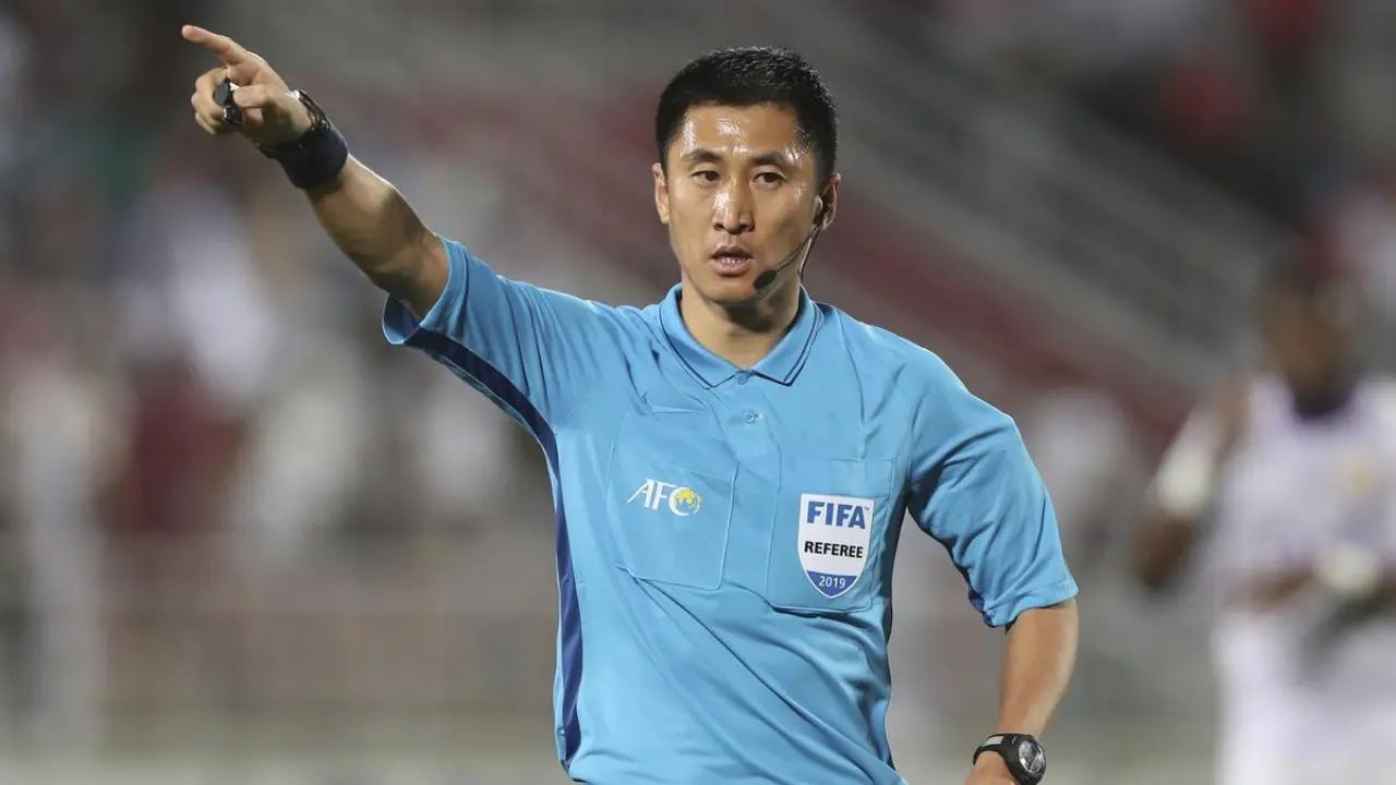 Laga Indonesia Vs Irak Diwarnai Kontroversi Ma Ning Dianggap Abaikan Dua Penalti, Tak Gunakan Var, Hingga 3 Kartu Merah
