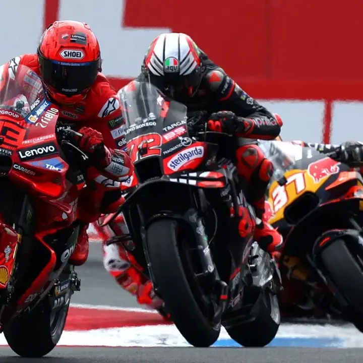 Marc Marquez dan Marco Bezzecchi Alami Kecelakaan di MotoGP Mandalika 2025
