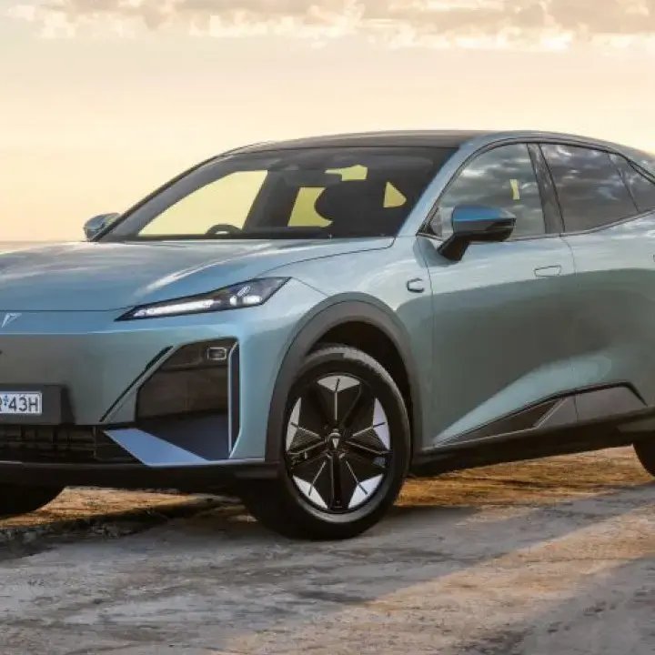 Dua Mobil Listrik Changan Siap Rilis di GJAW 2025