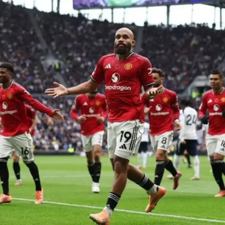 Amorim Kritik Pemain MU Usai Laga Kontra Tottenham, Fokus Hilang di Momen Penting