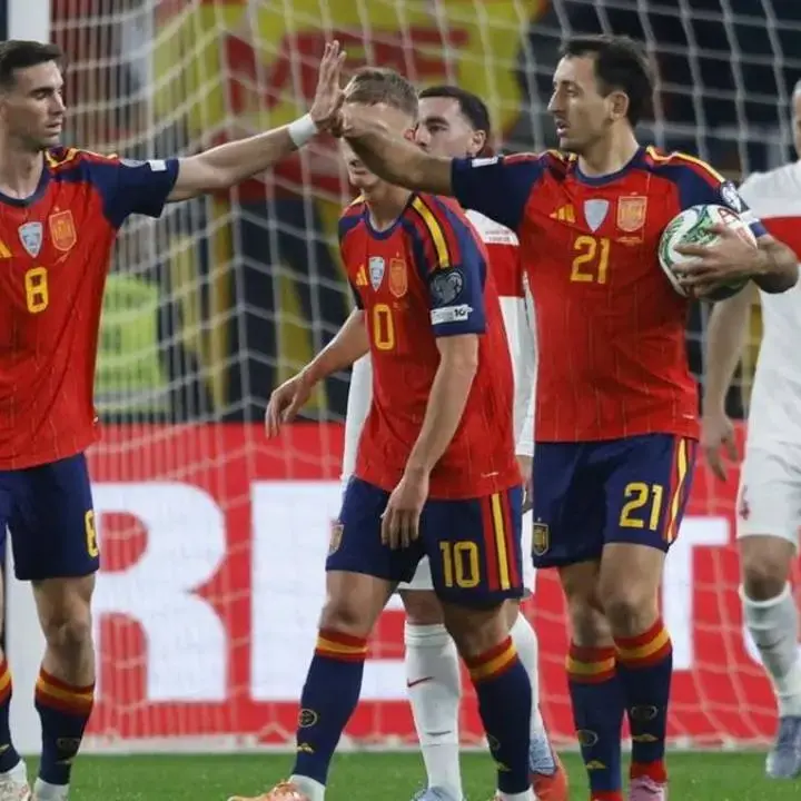 Luis de la Fuente Bangga Timnas Spanyol Lolos ke Piala Dunia 2026 dan Perpanjang Rekor 31 Laga Tanpa Kekalahan