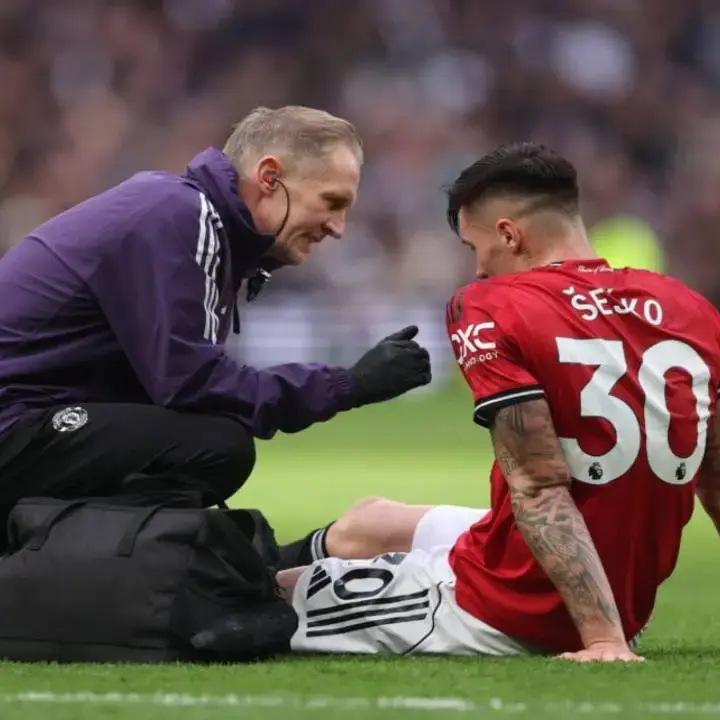 MU Diterpa Krisis Pemain: Sesko, Maguire, dan Mainoo Absen Latihan Jelang Hadapi Everton