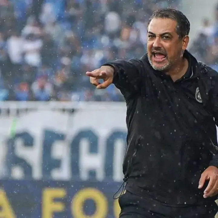 Persebaya Vs Arema: Laga Penentu Nasib Dua Pelatih Asing