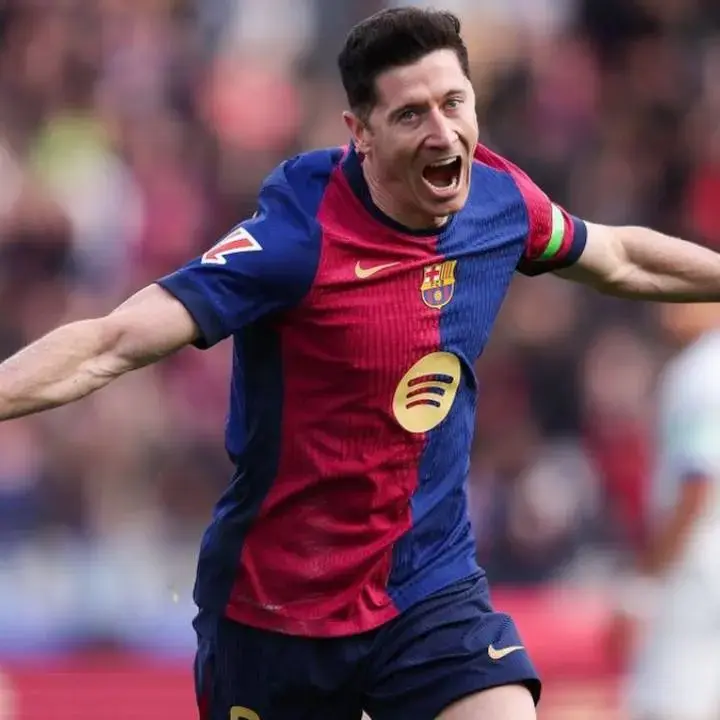 Robert Lewandowski Siap Pertimbangkan Pensiun Jika Tak Diperpanjang Barcelona