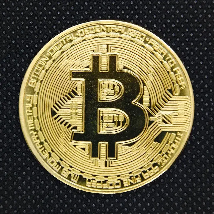 Bitcoin Anjlok ke Level Terendah dalam 7 Bulan: Penguatan Dolar dan Tekanan Wall Street Picu Aksi Jual