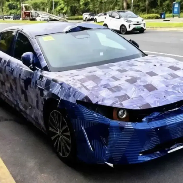 BYD Han Generasi Baru Terekam Kamera Saat Uji Jalan: Dimensi 5,2 Meter dengan Teknologi Lidar Jadi Sorotan