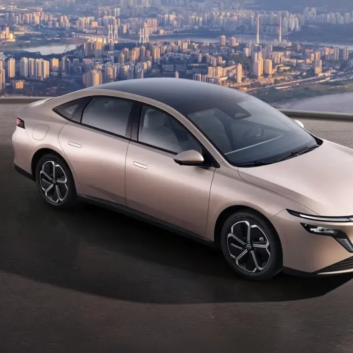 Nissan N6 Mulai Pre-Order 13 November, Sedan Hybrid Rp264 Jutaan dengan Jarak Tempuh Listrik 150 Km