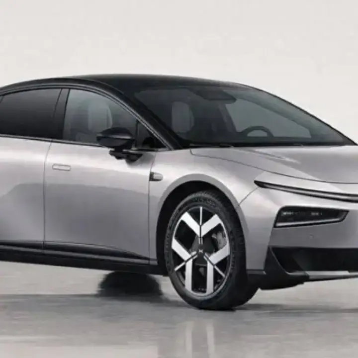 Xpeng P7+ EREV Siap Meluncur dengan Baterai 49,2 kWh dan Jarak Tempuh 1.400 Km