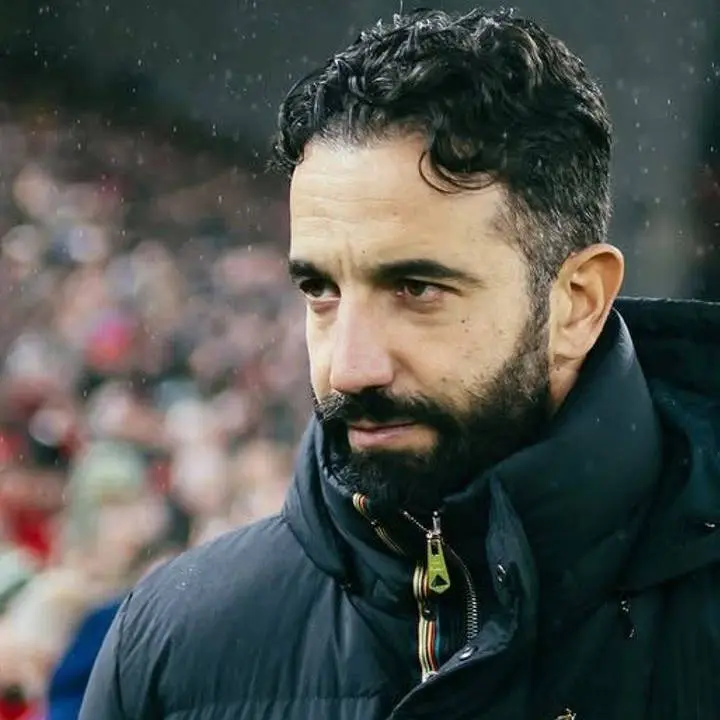 Amorim Kian Dihimpit: Manchester United Hadapi Dilema Berat Kehilangan Pilar Krusial Akibat Piala Afrika 2025