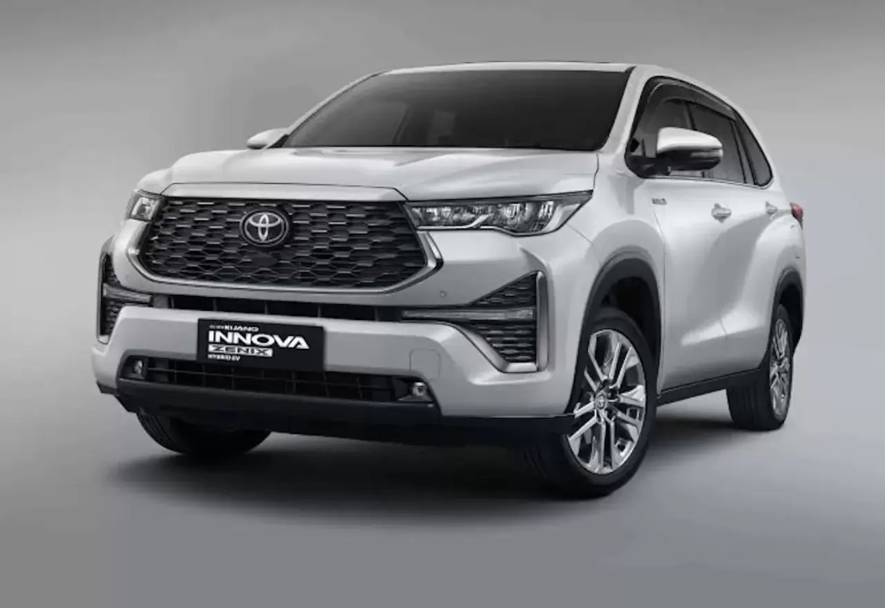 Daftar 10 Mobil Hybrid Terlaris di Indonesia Hingga November 2025