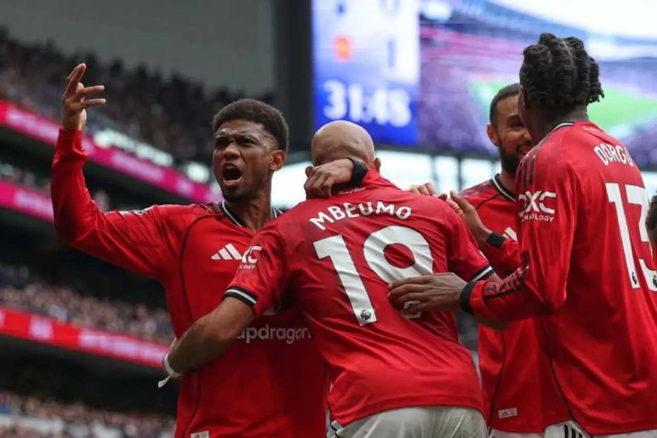 Alan Shearer: MU Wajib Menang Lawan Wolves, Ketinggalan Poin Itu 'Kebangetan'