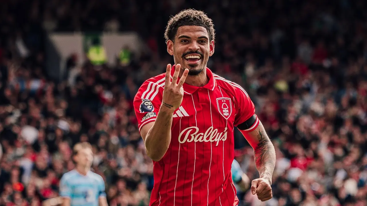 Hattrick Morgan Gibbs-White Antar Nottingham Forest Tumbangkan Burnley 4-1 di Liga Inggris