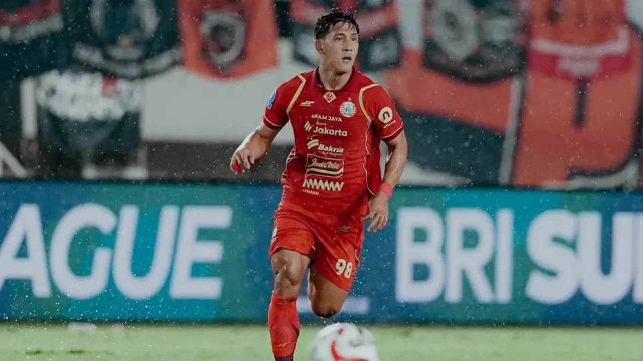 Pelatih Persija Nilai Eksel Runtukahu Layak Masuk Timnas Indonesia