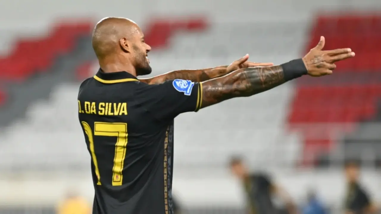 Daftar Peraih Penghargaan Liga Super Indonesia Musim 2025 2026 Mariano Peralta Jadi Pemain Terbaik David Da Silva Jadi Top Skor