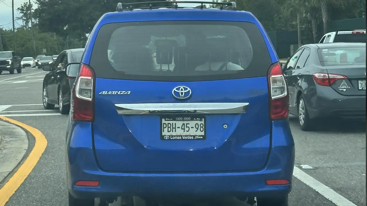 Toyota Avanza Buatan Indonesia Tertangkap Kamera Melintas Di Hollywood Kok Bisa Ada Di Amerika