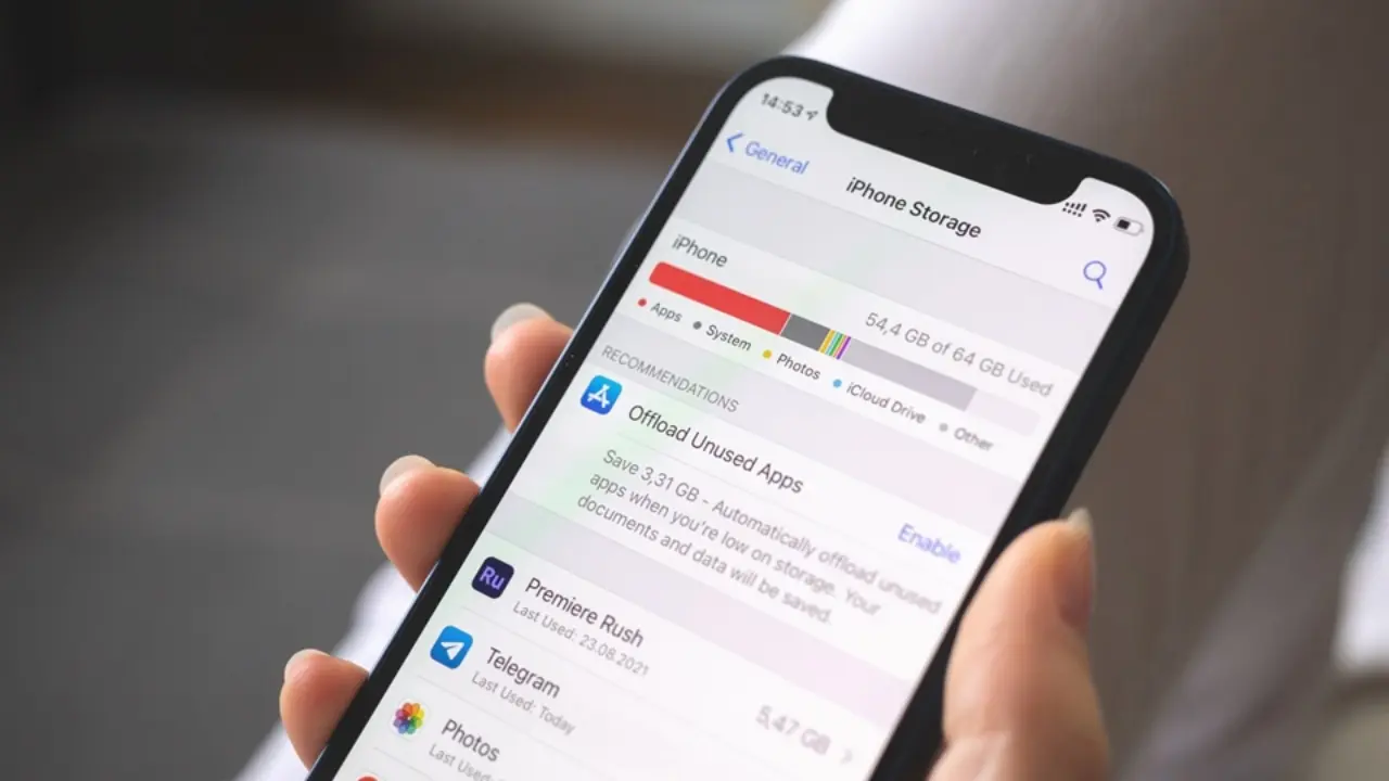 Pengguna iPhone Wajib Waspada, Bug Ini Bisa Menghabiskan Storage Hingga 100 GB Tanpa Disadari