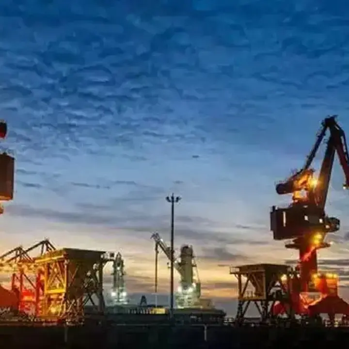 ADRO Aluminium Ekspor Perdana, Emas Diprediksi Bullish Lagi