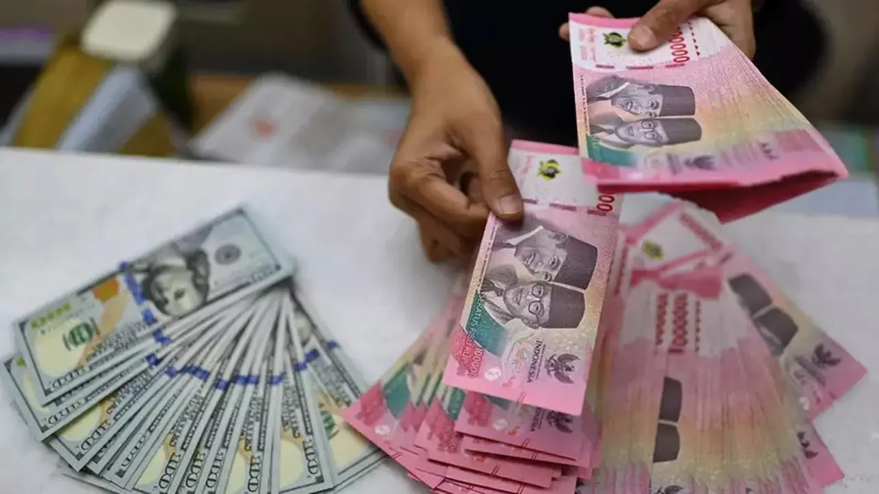 Bank Susun Ulang Strategi Pendanaan Hadapi Ketatnya Likuiditas