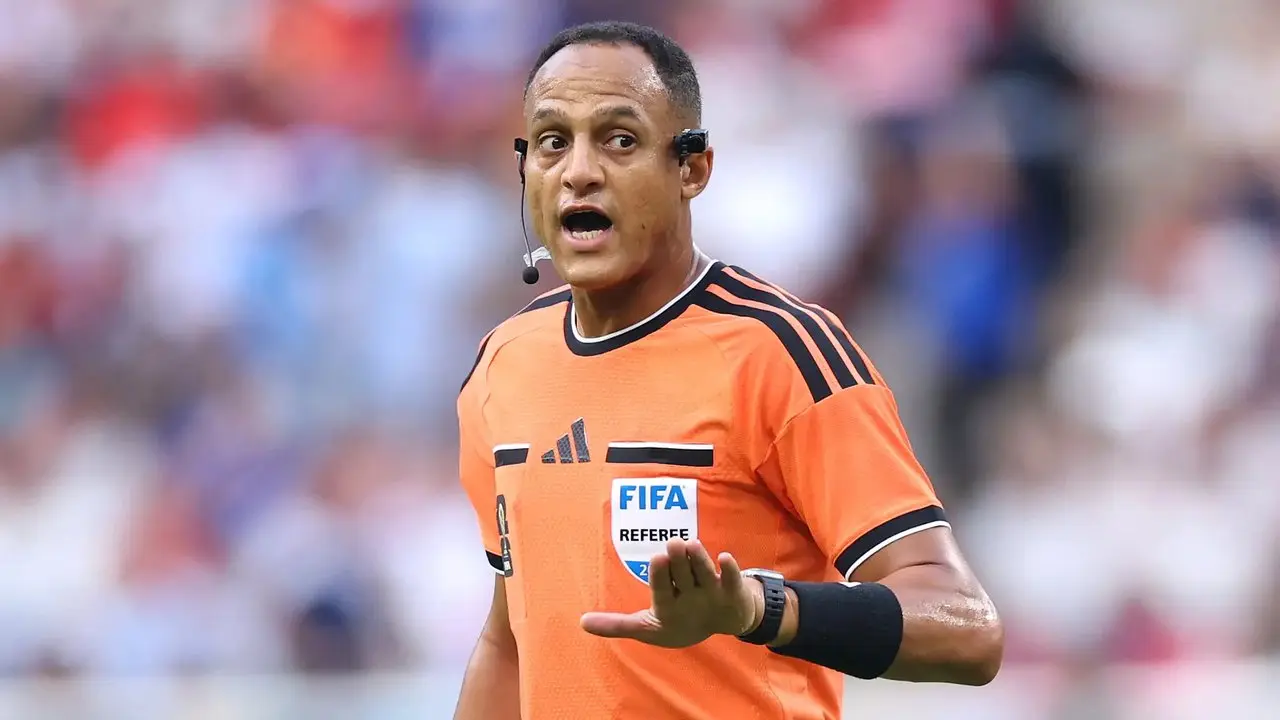 Ismail Elfath Wasit Inggris vs Argentina