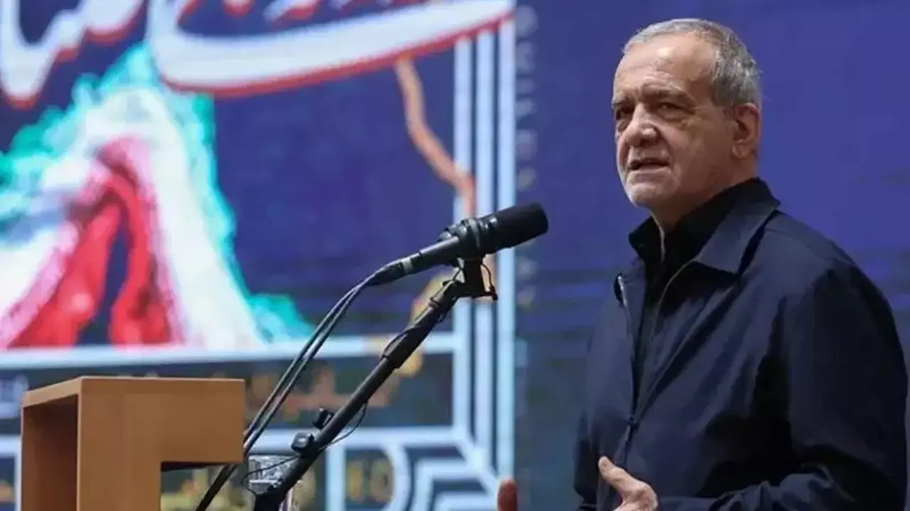Pezeshkian: Khamenei Ingin Akhiri Ketidakpastian Hubungan Iran-AS