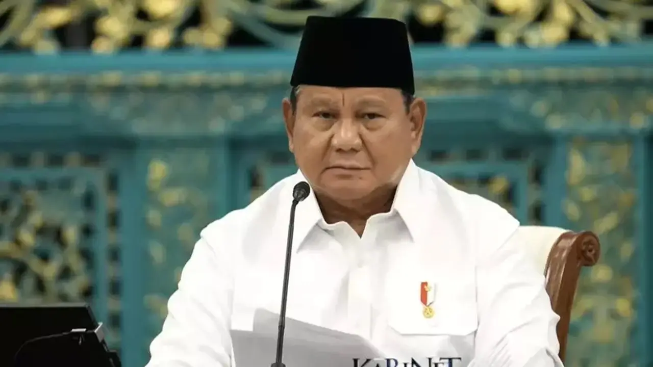 Prabowo Ungkap 108 Masalah Terselesaikan dalam 18 Bulan, Ingatkan Kabinet Tetap Rendah Hati
