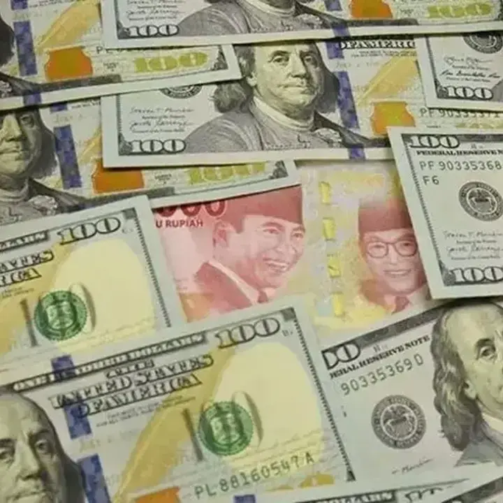 Rupiah Melemah Pasca Mundurnya Gubernur BI, Pasar Cermati Eskalasi Timur Tengah