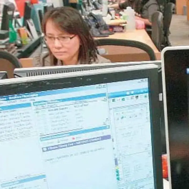 S&P Pertahankan Outlook Stabil, Dampaknya Terbatas pada Saham Tertentu